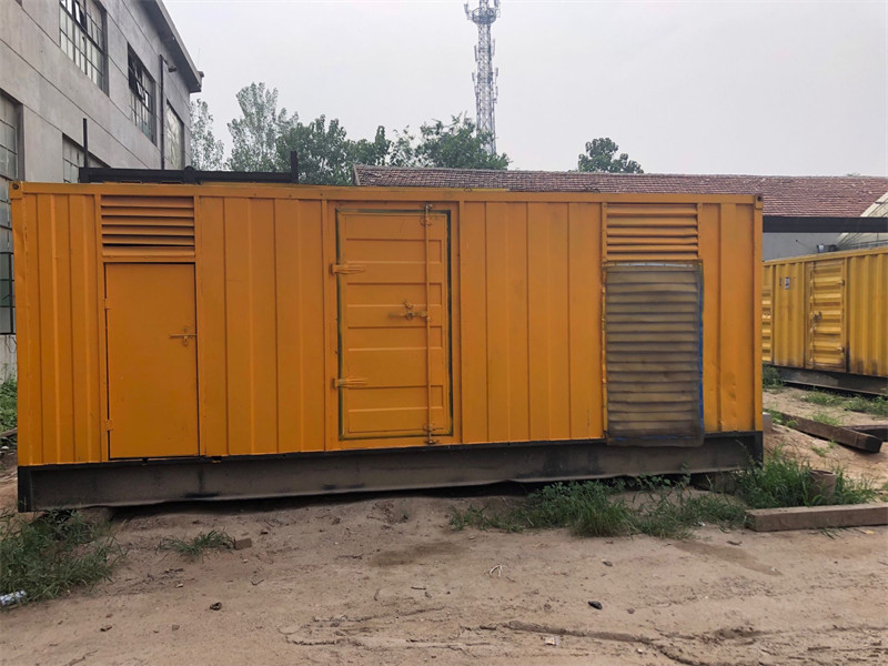 黔东南发电机出租进行负载测试时，电瓶电量不足的具体判断标准是什么？