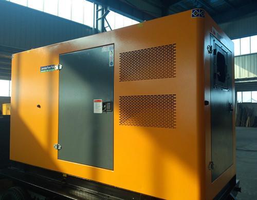 黔东南汽油发电机组电瓶电解液的密度应该保持在什么范围？